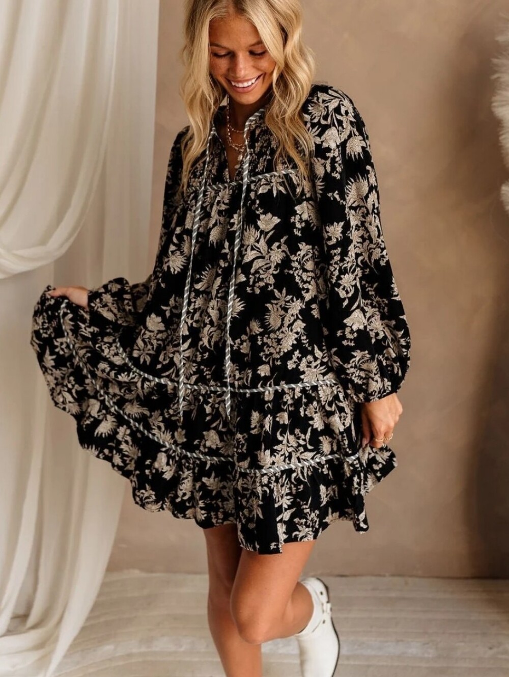 Entro "Ingrid" Floral Mini Tiered Dress Boho Chic Long Sleeve Women's Size Large